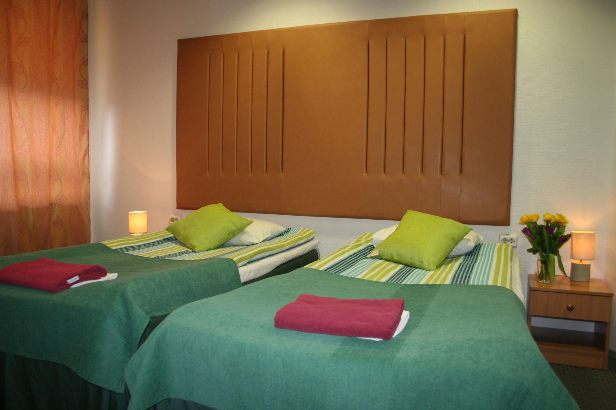 Hotel Center 2*